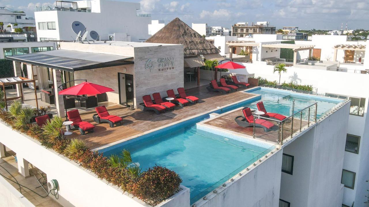 Grand Fifty Suites Playa del Carmen Exterior photo